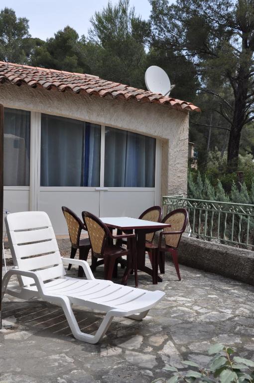 La Cigaliere Hotel Le Beausset Szoba fotó