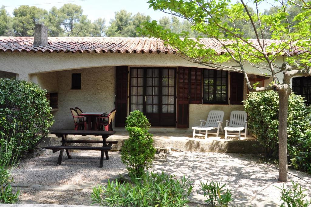 La Cigaliere Hotel Le Beausset Szoba fotó